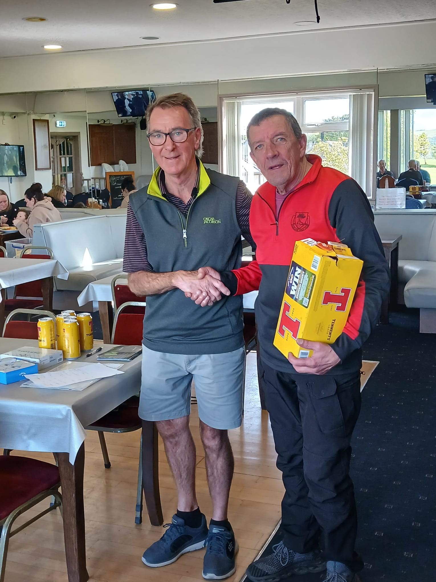 Falkland Seniors outing to Lochgelly